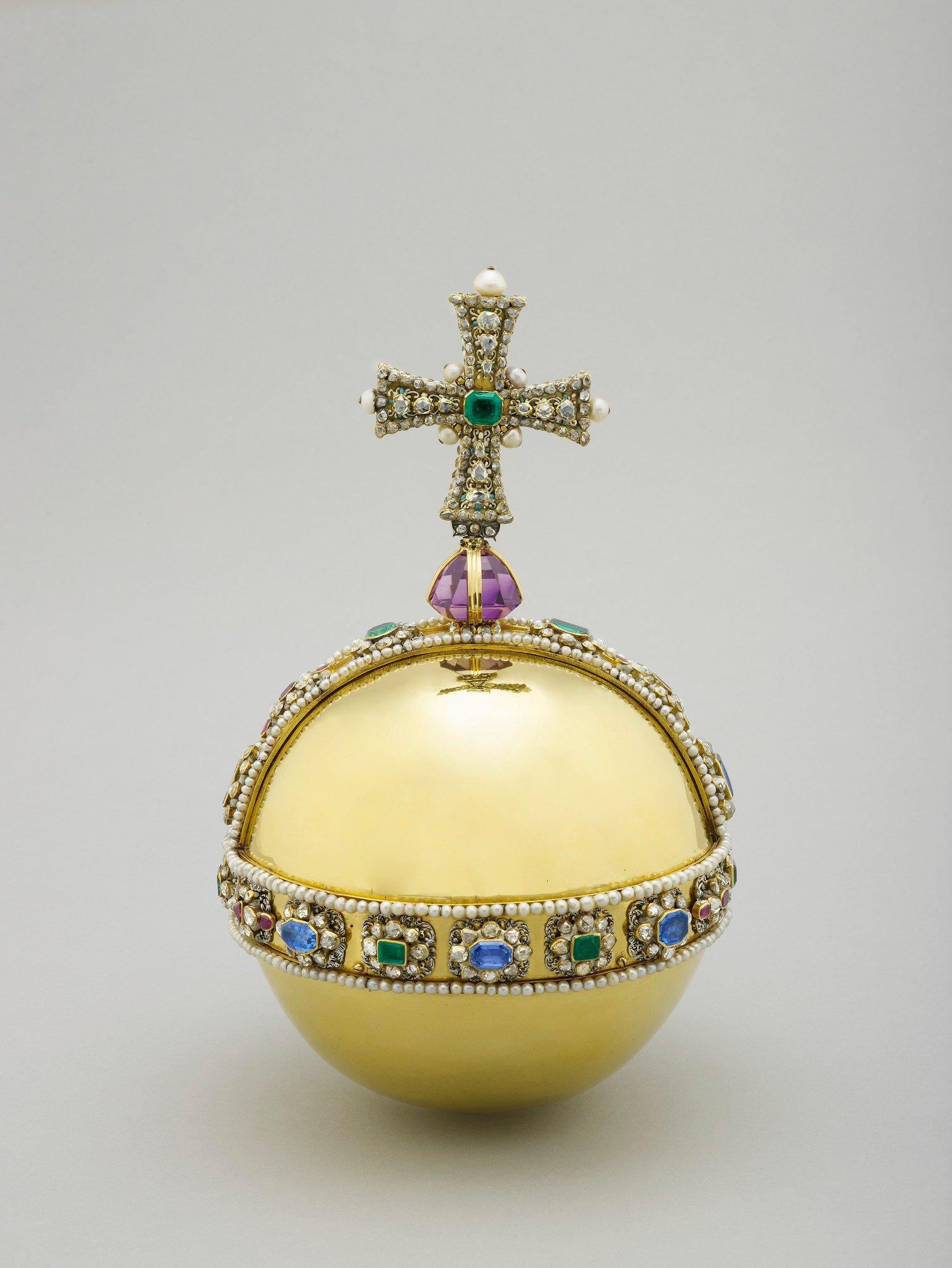 CORONATION JEWELS WITH IMAGES